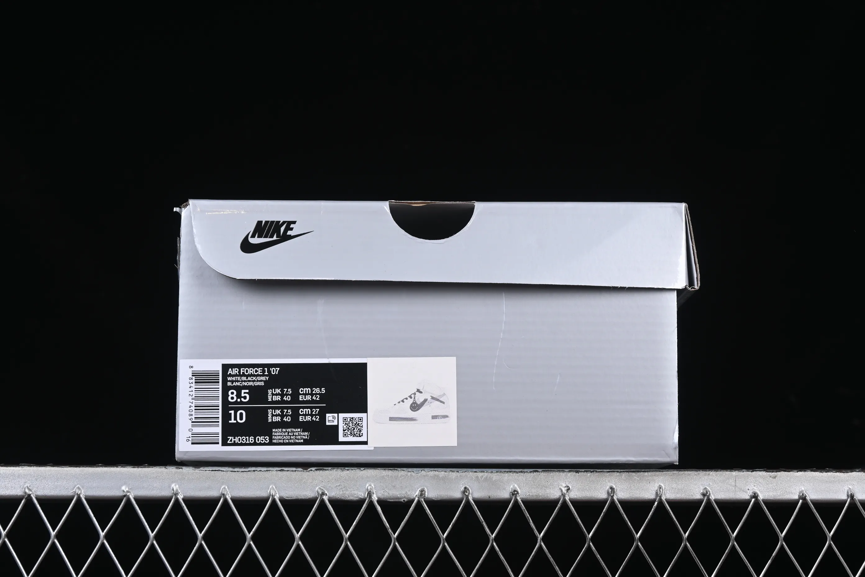 All Categories Nk Air Force 1 Air Force Series Nk Air Force 1 Mid Air Force Mid Nk Air Force 1'07 Mid Broken Hook Inkjet Painting Second Dimension Theme Air Force One Mid Casual Sneakers ZH0316-053